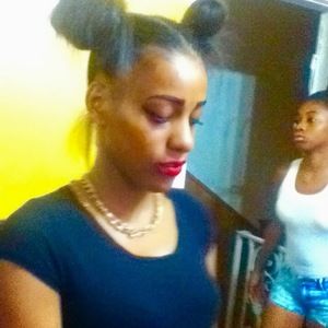 Meet your Posher, Maiyaa